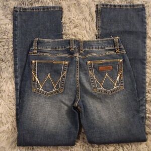 Women Wrangler jeans
